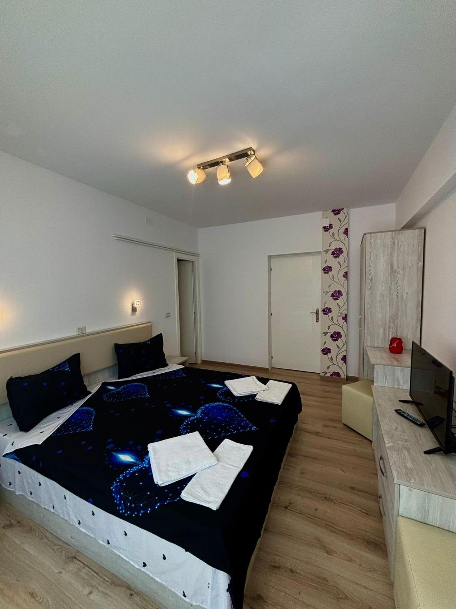 Calypso Rooms Făgăraş Exterior foto